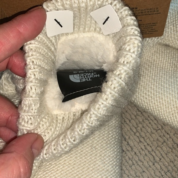 TNF OH MEGA MITT NWT - Picture 5 of 5